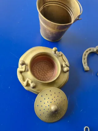 Set piccoli oggetti ottone e rame