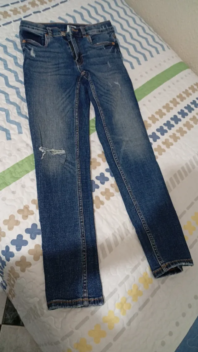 Pantalón vaquero roto Zara Kids