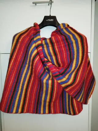 Scialle in lana a righe multicolor