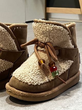 Botas niña, marrones con abalorios, TALHA 28