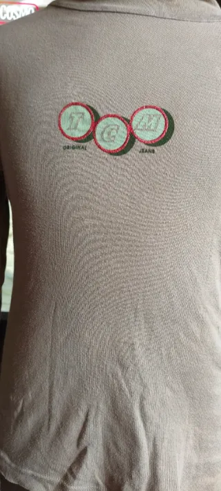 Camiseta de manga larga TCM beige