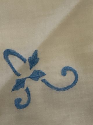 Fazzoletto vintage misto lino ricamato A
