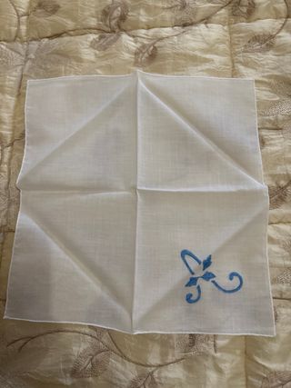 Fazzoletto vintage misto lino ricamato A