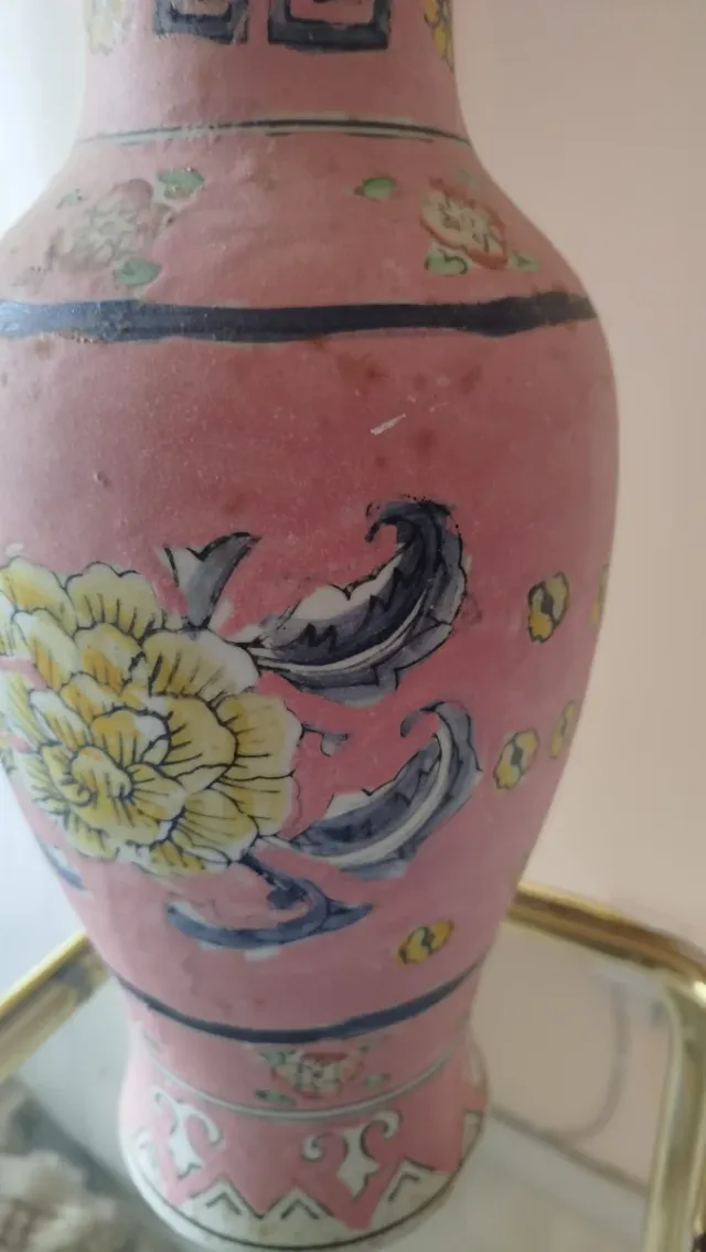 Vaso decorativo in ceramica