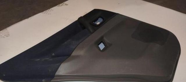 Mitsubishi mr647479 moldura tras izq montero 43432