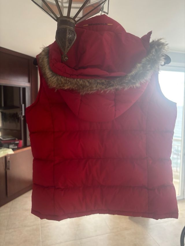 Chaleco Spagnolo con capucha