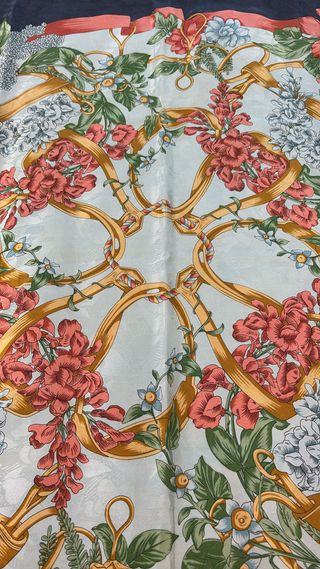 Pañuelo Seda Vintage Flores y Cintas