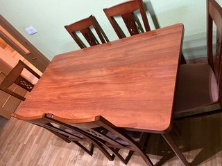 Mesa extensible de madera