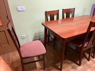 Mesa extensible de madera