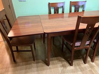 Mesa extensible de madera