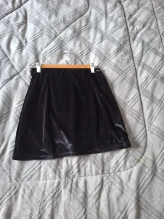 Faldas plateadas brillantes talla única.