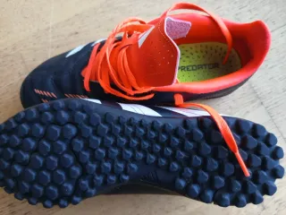 2 pares Adidas Predator