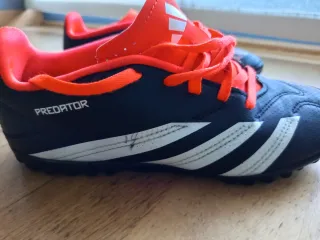 2 pares Adidas Predator