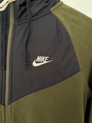 Chaqueta Nike Polar Verde Militar