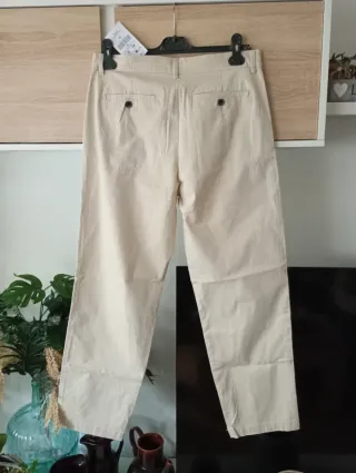 Pantalón chino Lefties