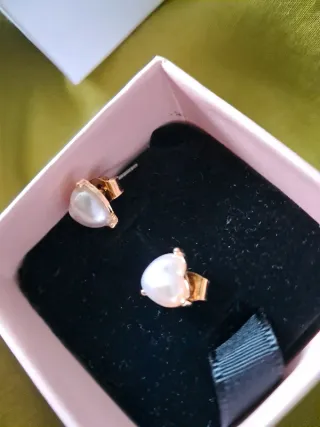 Pendientes Corazón Perla Dorados