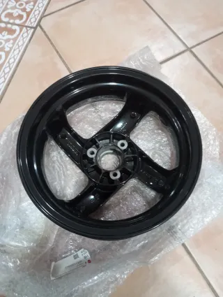 Llanta Malaguti Jog 12 Trasera Negra NUEVA