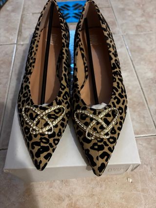 Scarpe Ovye' punta leopardate n.39