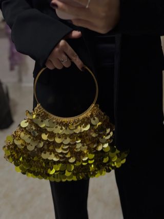 Borsetta uncinetto con paillettes dorate handmade