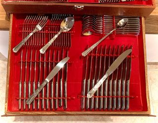 Set posate MARQUIL 18/10 per 12 persone KOI