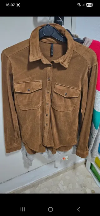 Blusa Stradivarius Pelle Pesca Marrone