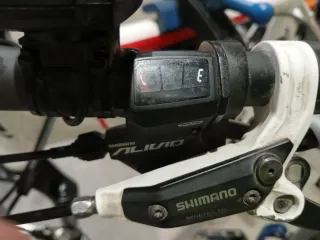 Cuadro MMR Blanco CON ROJO