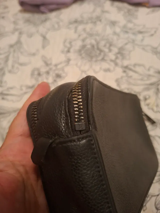 Borsa Louis Vuitton Nero in Pelle