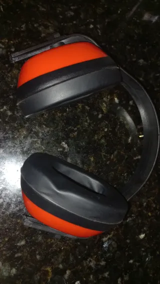 Orejeras de seguridad naranjas
