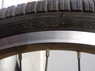 BMX DOX Rhino Titanium Alloy T6 - Neumático 20"