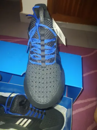 Zapatillas Adidas Kouza Dyz Negras y Azules