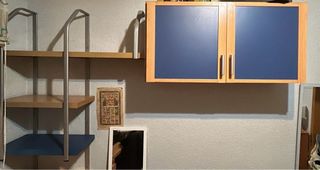 Armario empotrado con estantería