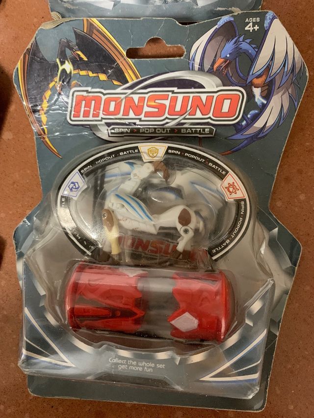 4 Juguetes Monsuno