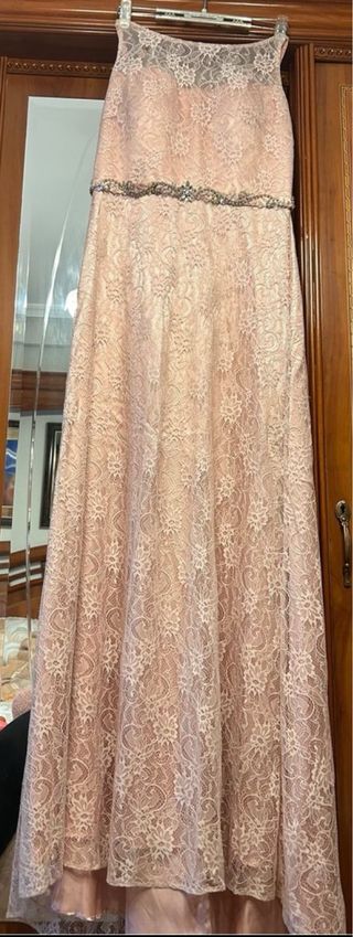 Vestido fiesta largo, encaje y pedrería