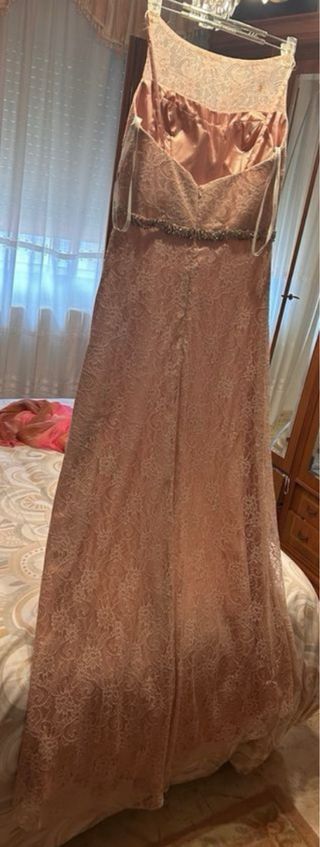 Vestido fiesta largo, encaje y pedrería