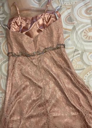 Vestido fiesta largo, encaje y pedrería