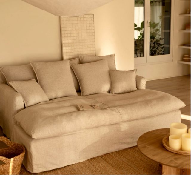 Sofá de lino beige