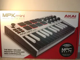 AKAI MPK Mini Special Edition White