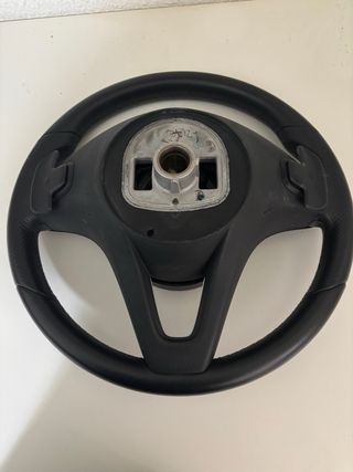 Volante Mercedes-Benz Negro con su Airbag.