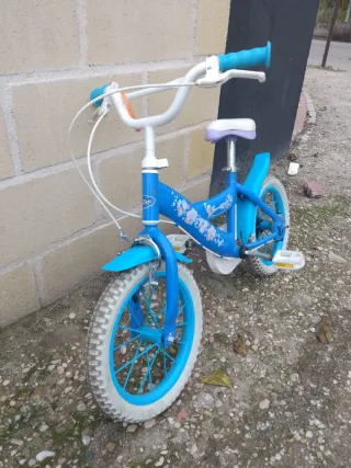 Bicicleta infantil azul