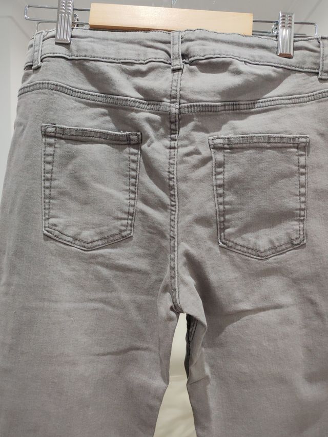 Vaqueros skinny grises 14 años