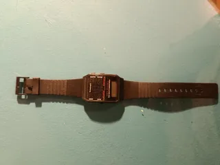 Reloj de pulsera parlante.