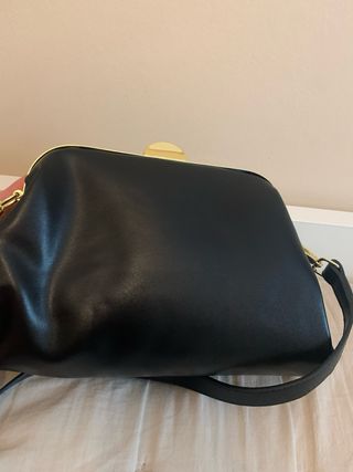 Bolso Moschino Negro y Dorado