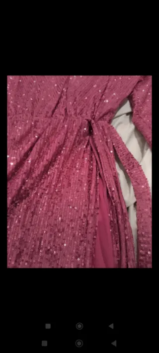 Vestido rosa de lentejuelas manga larga