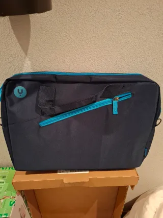Maletín funda ordenador Monray azul 15.6