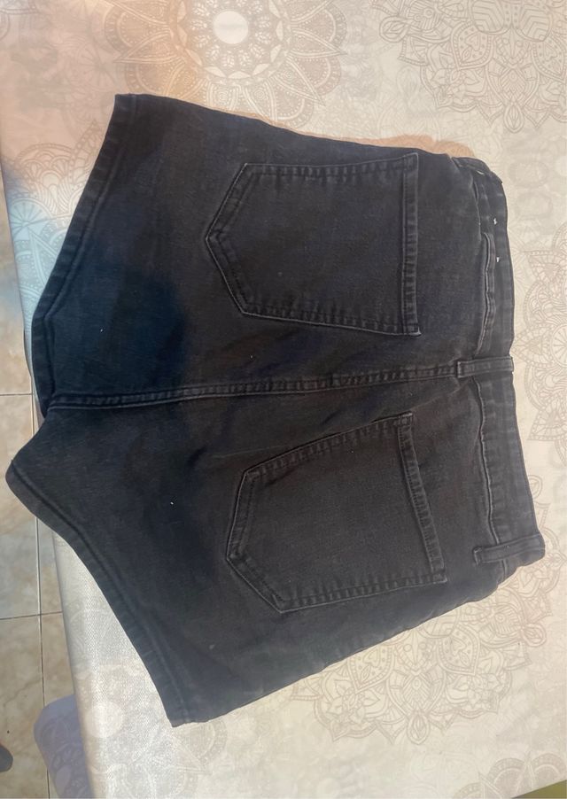 Shorts vaqueros negros y verdes