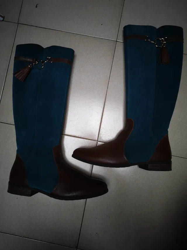 Botas altas de ante y piel