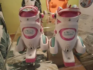 Patines extensibles Hudora rosas con corazones