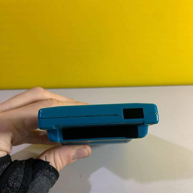 Nintendo Game Boy Color turchese