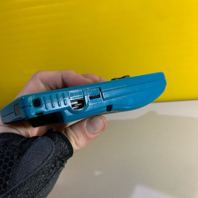 Nintendo Game Boy Color turchese