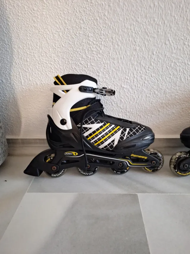 Patines en línea Boomerang negros y blancos